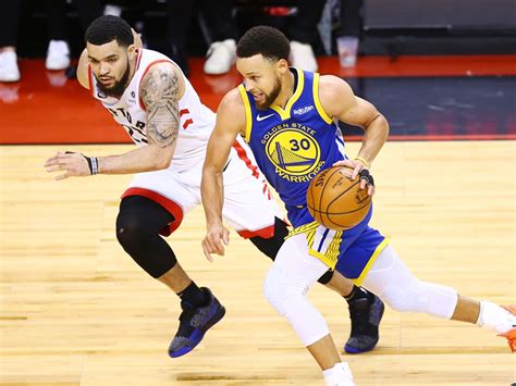 Golden State Warriors at Toronto Raptors odds, picks .